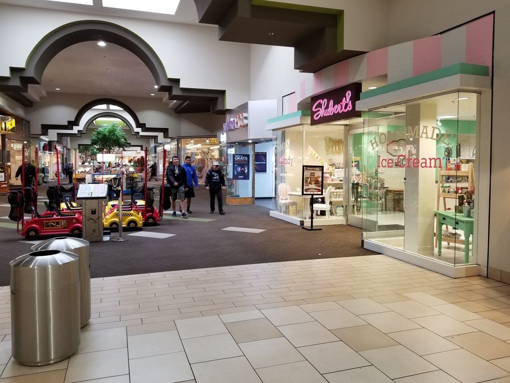 CHICO MARKETPLACE: 1950 E 20th St, Chico, CA 95928
